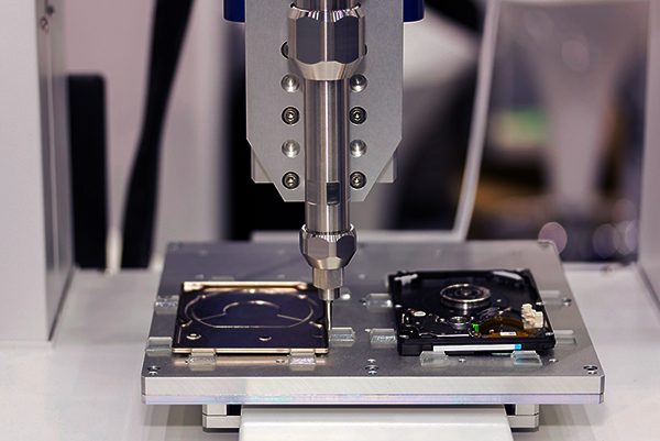 如何選擇適合您需求的CNC數控加工設備(數控加工如何選擇刀具)(圖1)